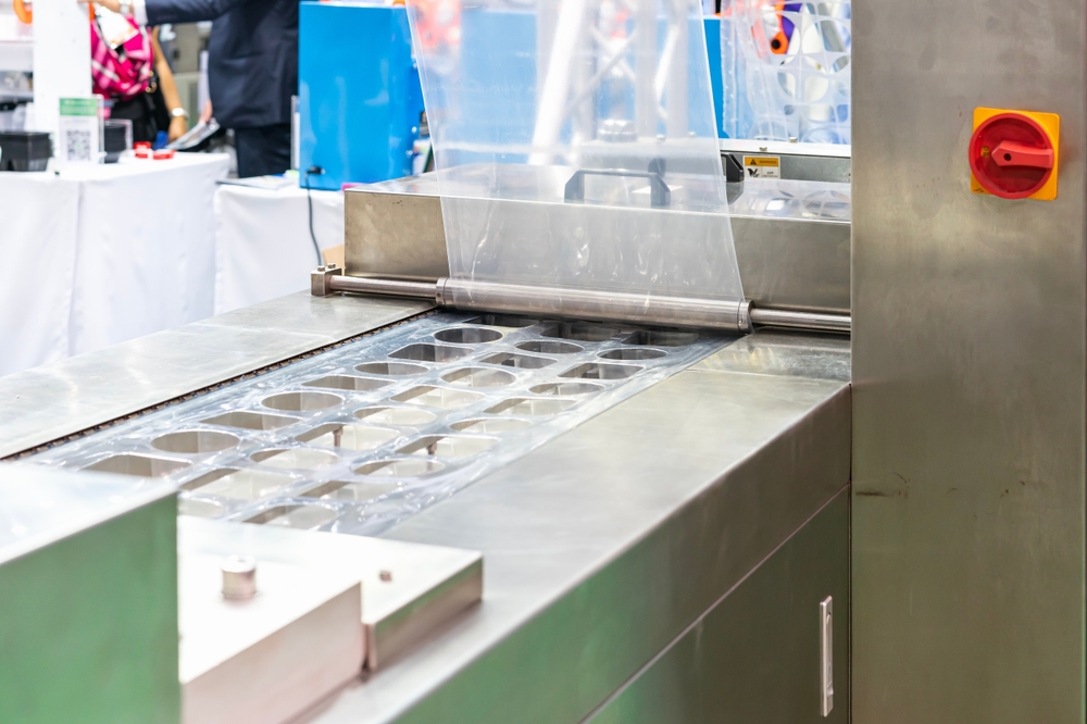 Thermoformed trays used in 3PL kitting and fulfillment
